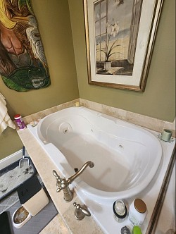 Tub